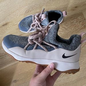 Nike City Loop Sneaker